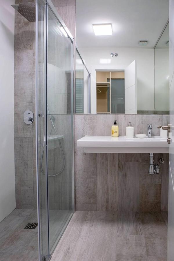 Ferienwohnung Cozy 2Bed2Bath&Patio W Bedbath In Mdrd'S Center Madrid Exterior foto