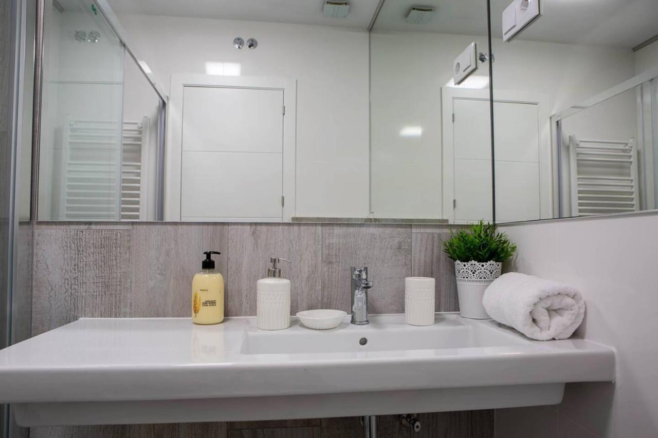 Ferienwohnung Cozy 2Bed2Bath&Patio W Bedbath In Mdrd'S Center Madrid Exterior foto